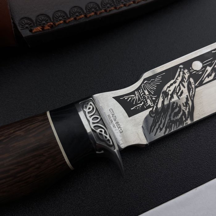 Ніж мисливський туристичний шкіряний чохол 65х13 Вовк Нож охотничий