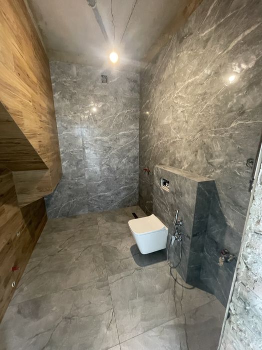 Укладка плитки,шпаклівка,ремонт під ключ