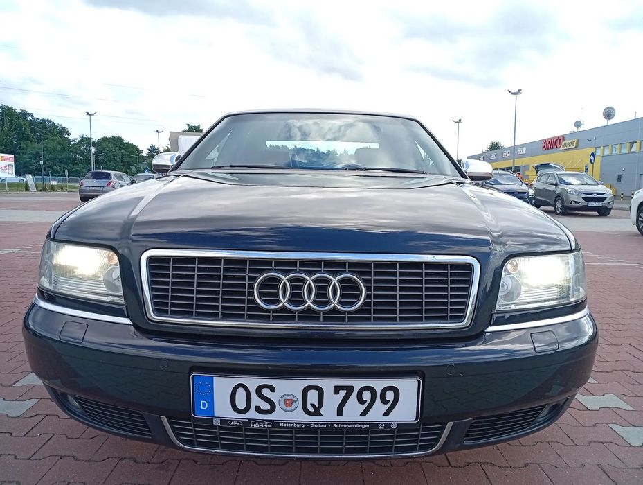 Audi S8