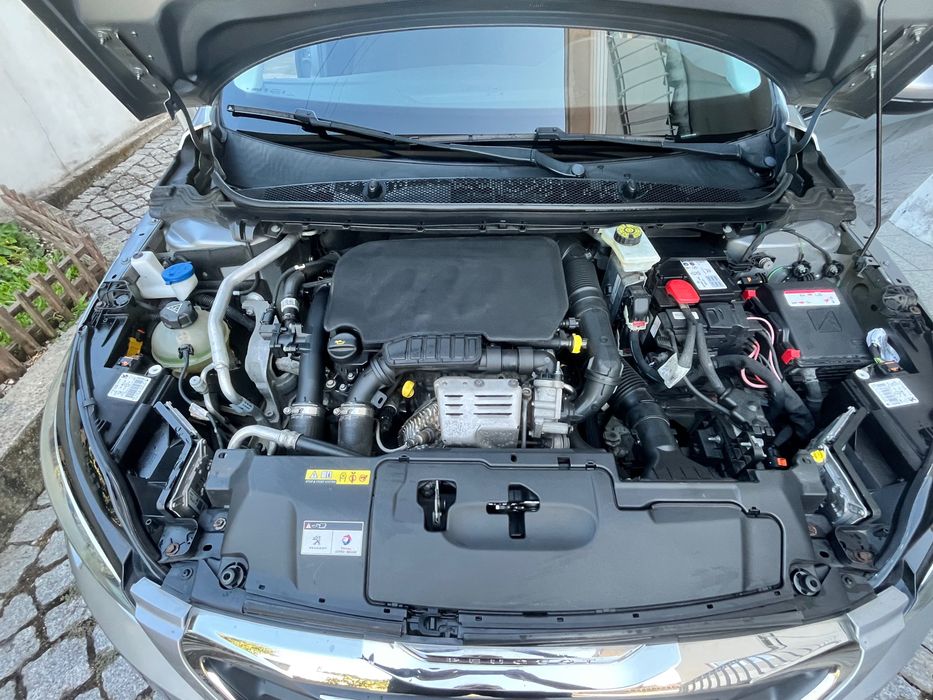 Carro Peugeot 308 gasolina
