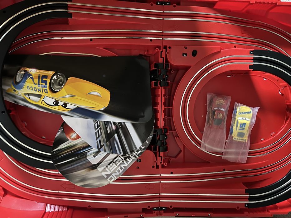 Pista de carros Faísca McQueen Cara Disney Pixar
