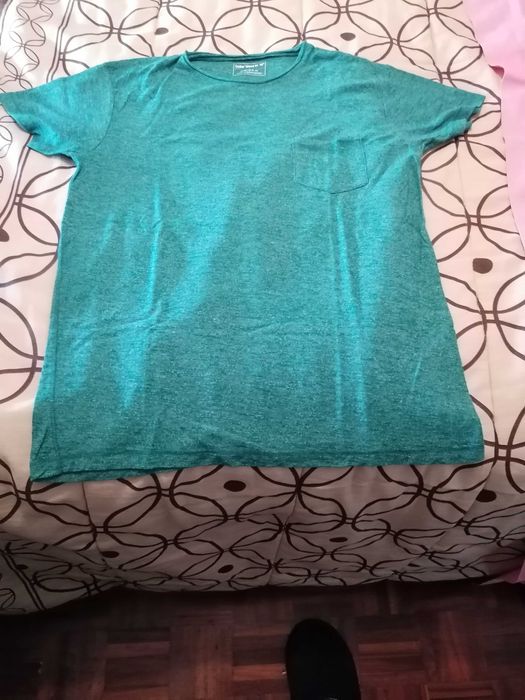 Lote 5 T Shirts Novas e Sem Uso ( Tamanhos XS/S/M )