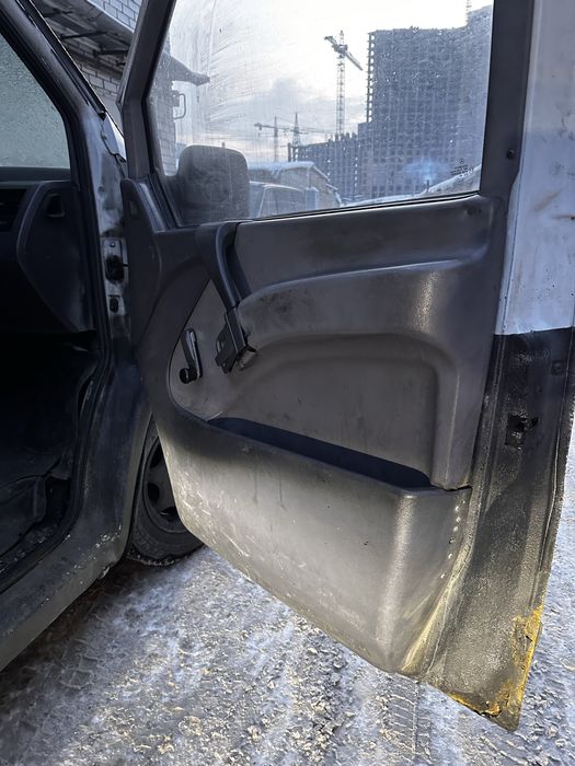 Продам Мерседес Віто 2,2 Mercedes Vito 110 CDI пасажир