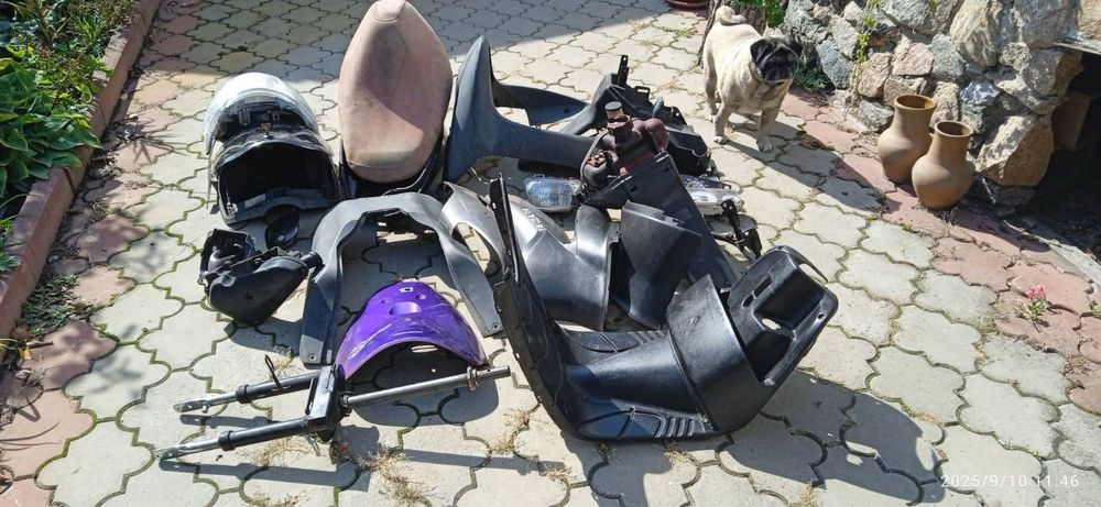 Продам пластик скутера Сузуки Летс 1 и 2