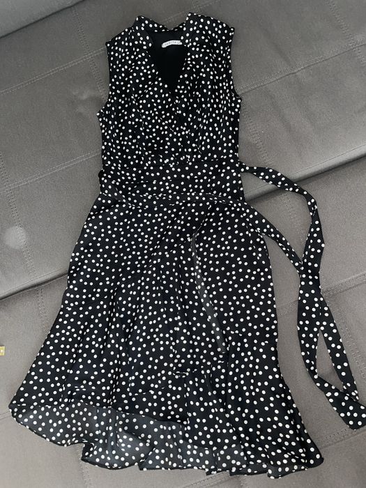 Літня сукня з поясом