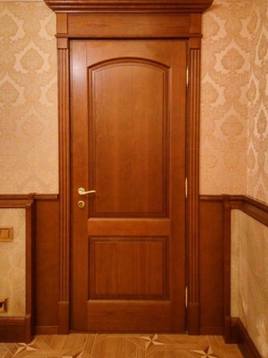 Двері міжкімнатні з дерева чи плитного матеріалу