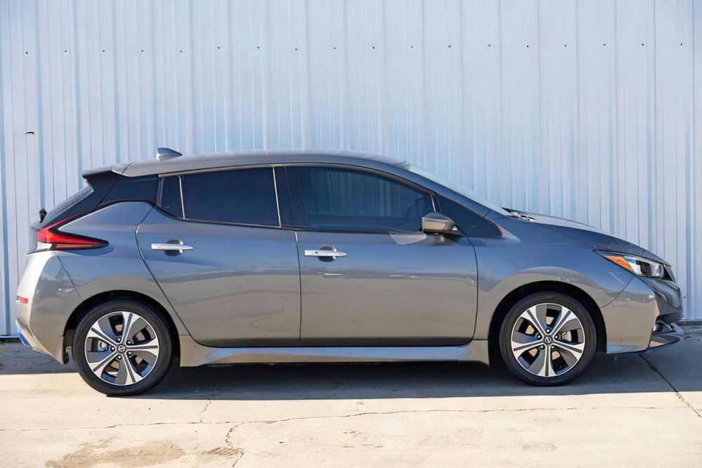 Nissan LEAF SL PLUS      2019