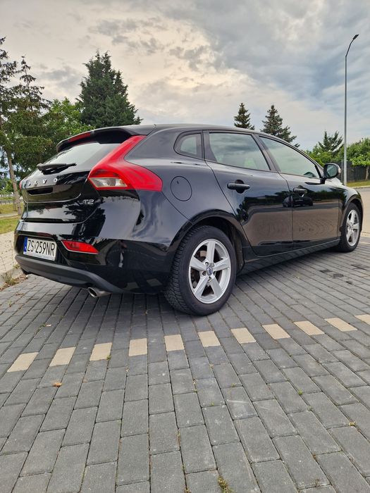 Sprzedam Volvo V40 1.6 Benzyna, 2014 r.