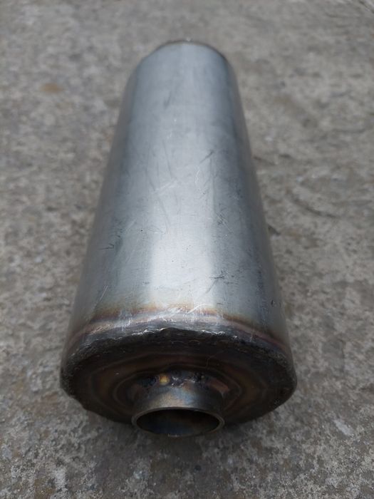 Глушитель. Довжина - 30см/∅ - 10см. Нержавсталь старих часів. Перешлю