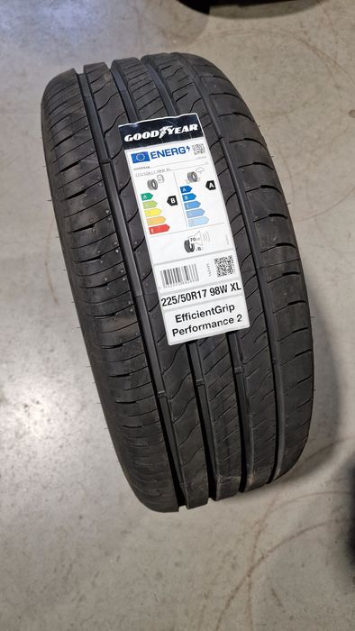 Opony Letnie Goodyear EfficentGrip Performance 2 225/50R17 98W XL