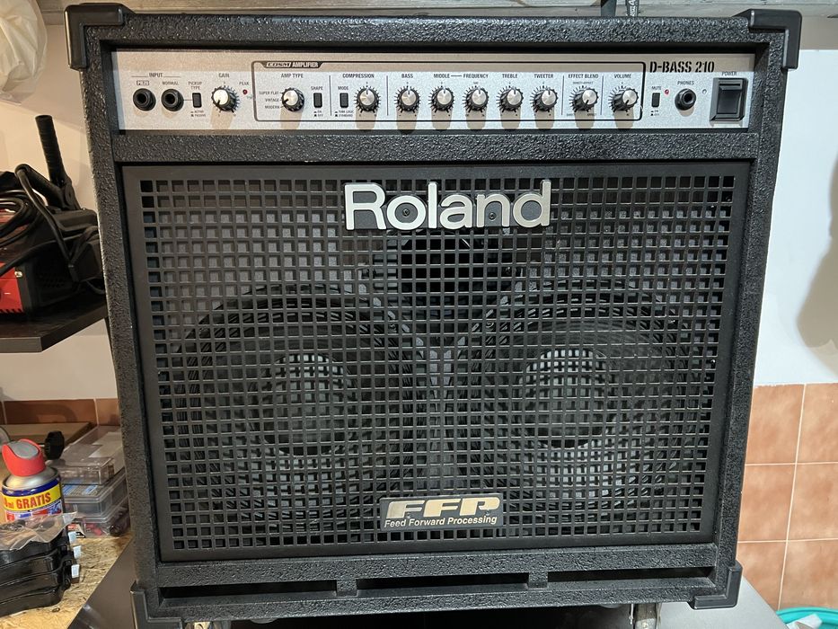 Roland FFP 400w 2x10 + tweter Baixa de preço