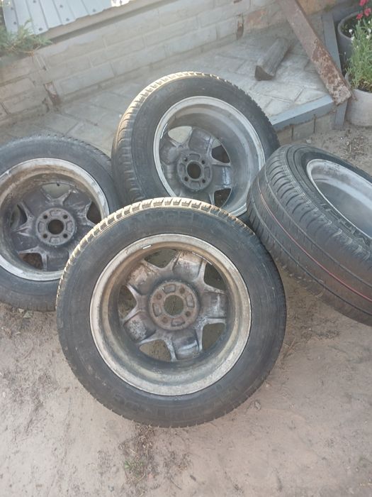 Литые диски  6J×15ET 49 с резиной