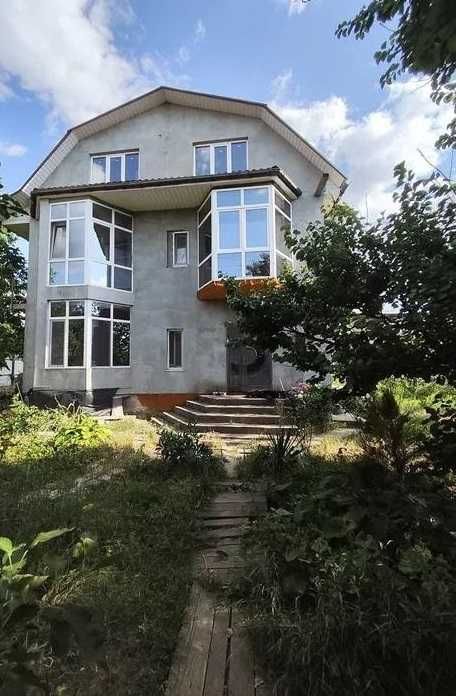 Продам 3-поверховий будинок 280 м² з ремонтом на 13 сотках| Під ПРОГРАМИ