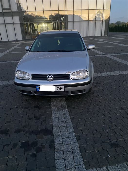 Volkswagen golf 4