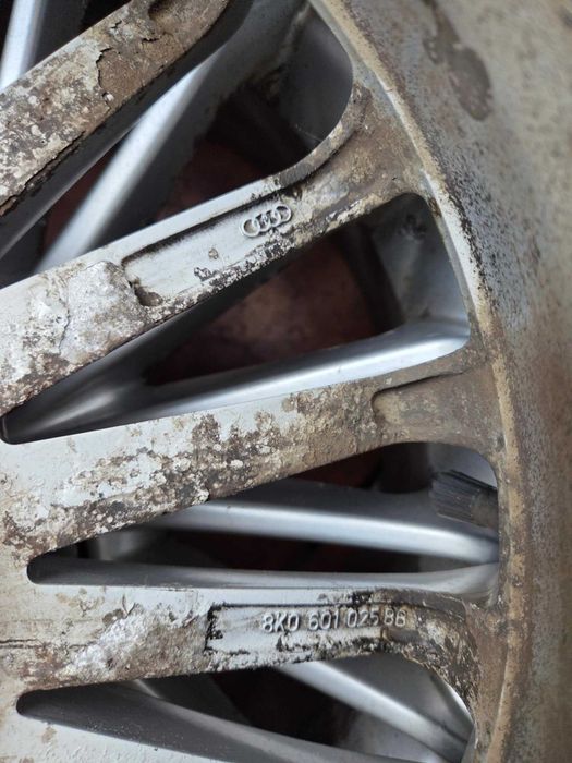 Alufelgi Koła Audi A4 B8 Lift 8K0#601#025BB