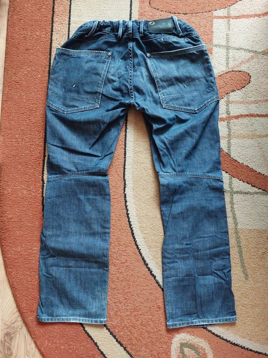 Spodnie jeansy z gumką w pasie