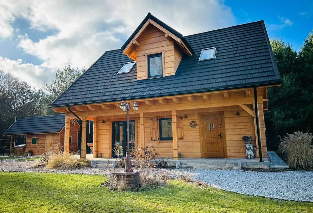 Dom z bala na wynajem sauna jacuzzi na 12 osób.