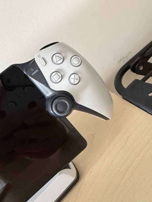 Playstation portal + stacja ładująca