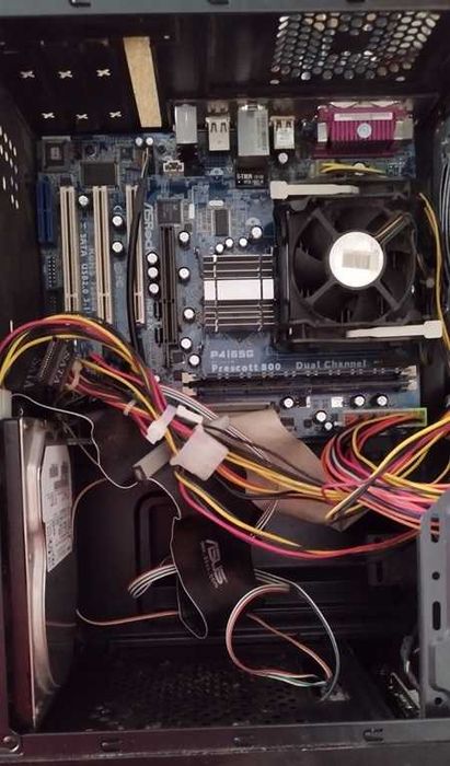 Computador Intel Pentium 4 2.8GHz