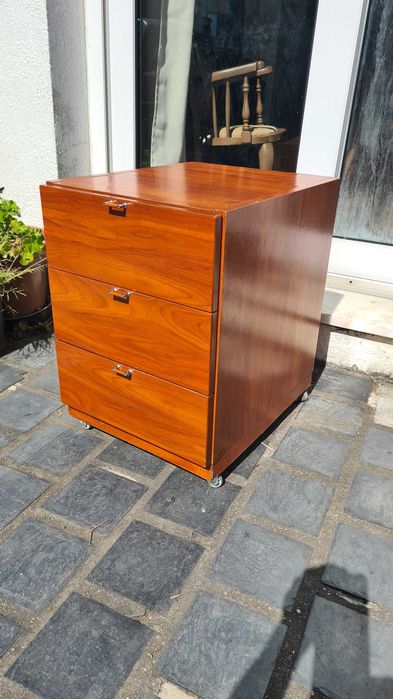 Módulo 3 gavetas com rodízios