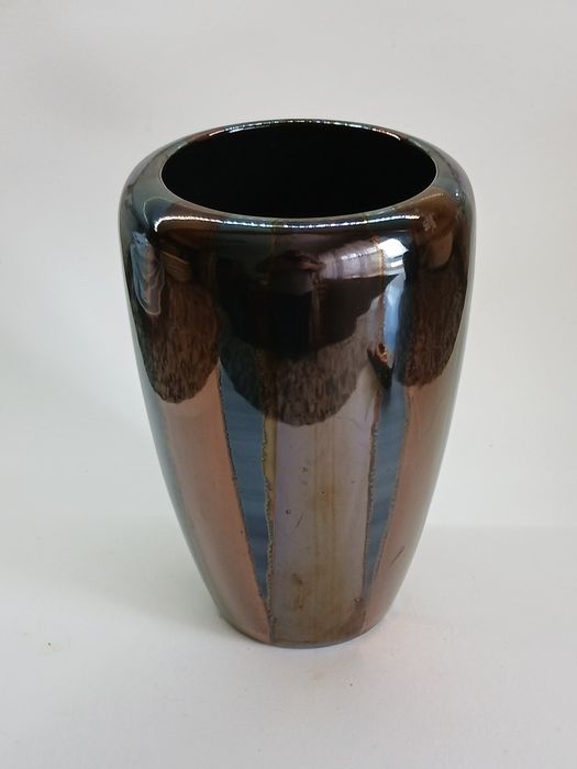 Conjunto de 4 jarras decorativas de cerâmica em bronze e preto