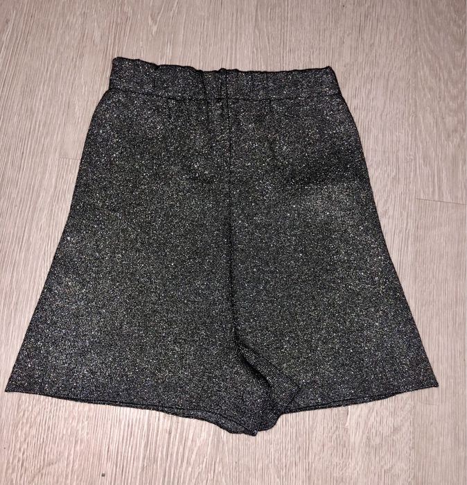 Błyszczące spodenki Tally Weijl XS