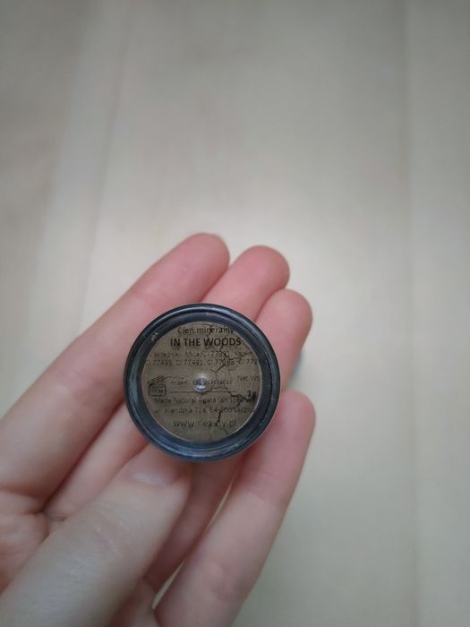 Neauty minerals, cień do powiek mineralny, naturalny, sypki, makijaż