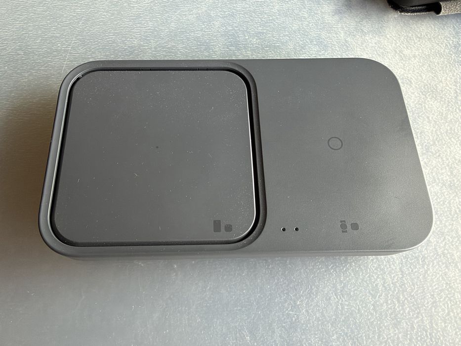 Samsung wireless charger 2 bases