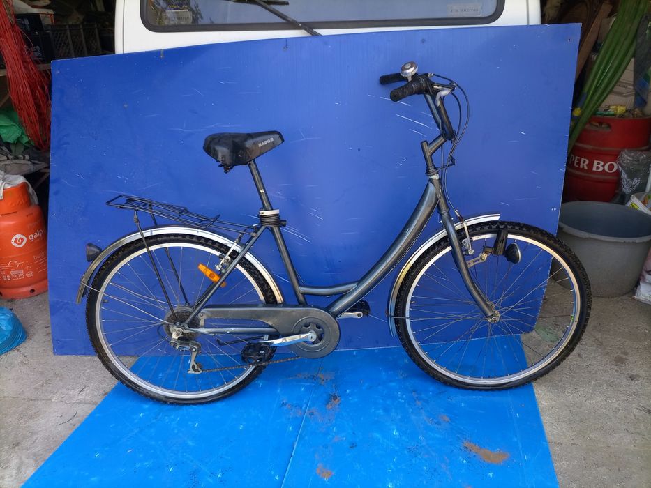 Bicicleta Hador usada