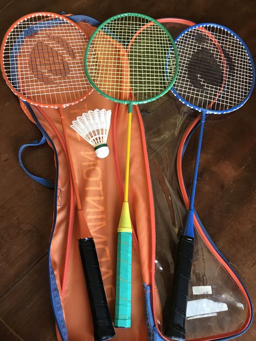 Jogo de raquetes de Badminton