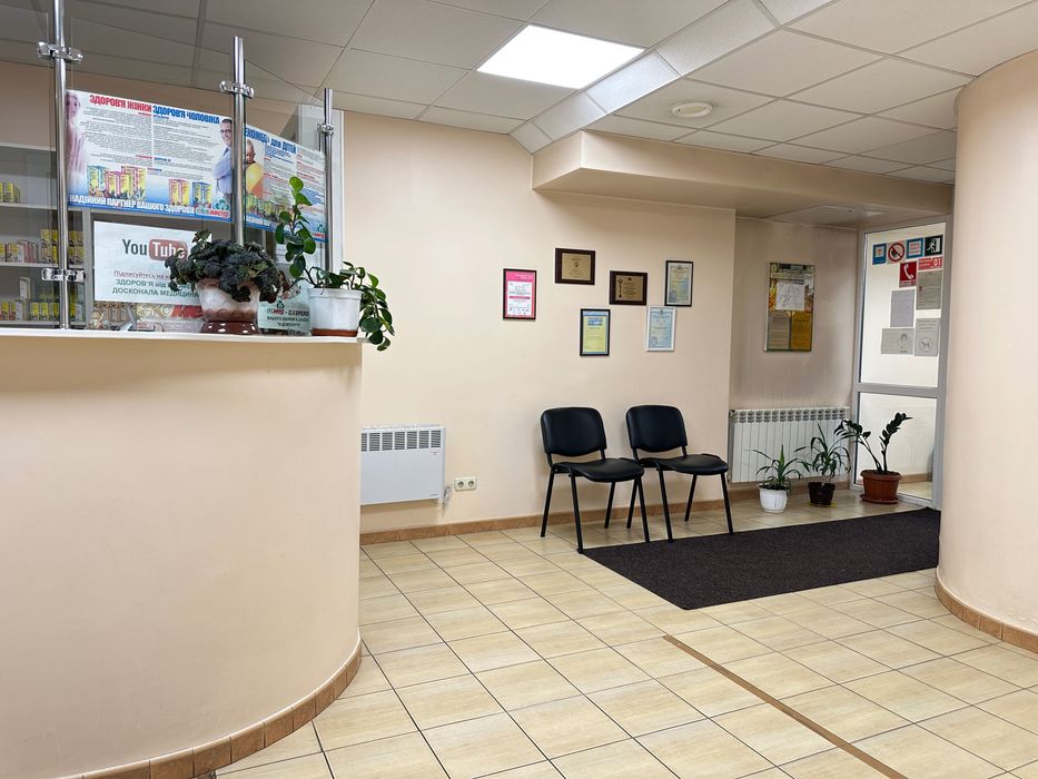 Оренда кабінету 17 м.кв., бульвар Кольцова, фасад. Без комісії!