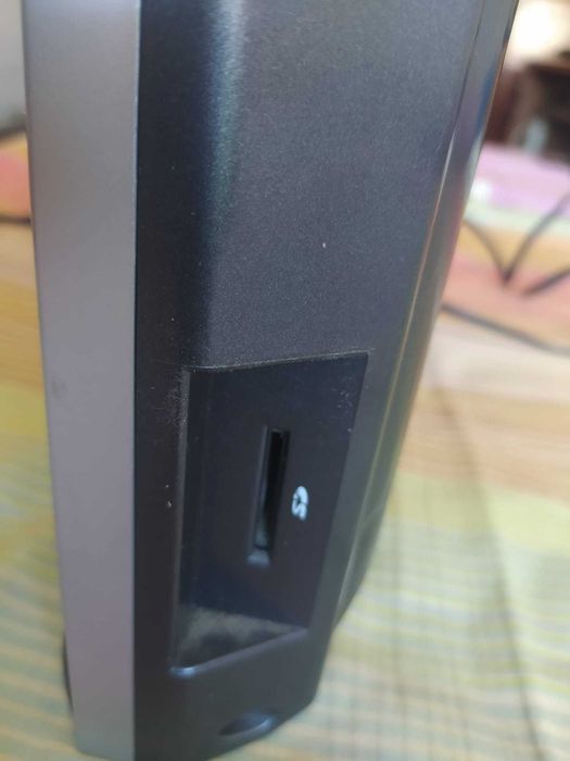 Televisor/DVD portátil Roadstar LTD-1088XSKL