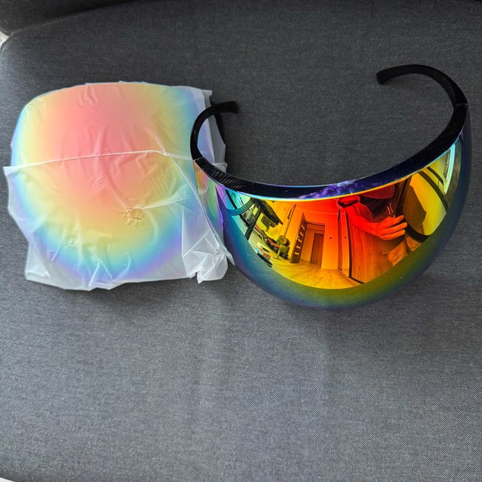 Maska przeciwsłoneczna okulary chroniące przed słońcem oczy i twarz