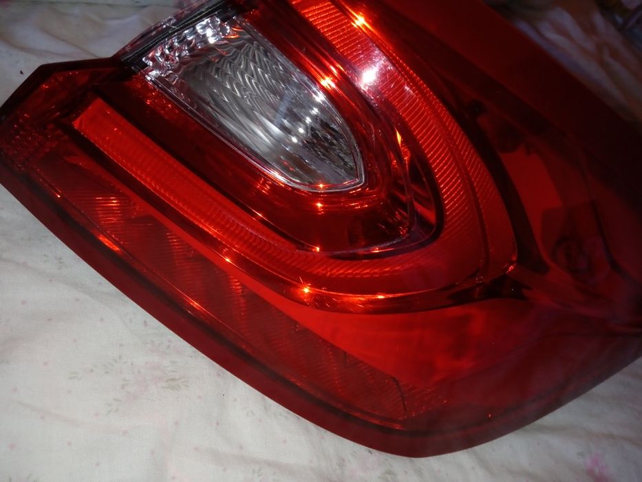Farol Ford Fiesta ST VII