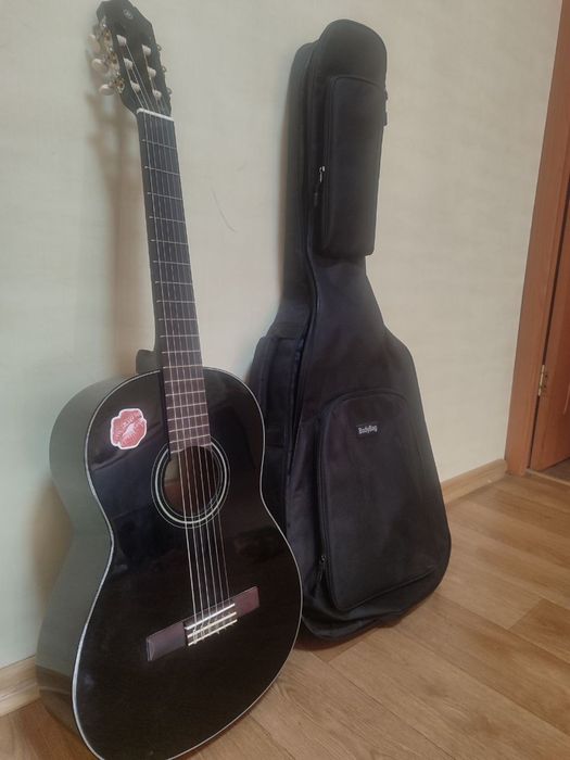 Гитара классическая Yamaha С40