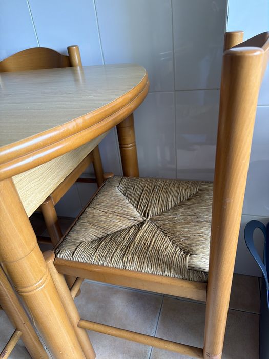 Mesa cozinha extensivel com 4 cadeiras