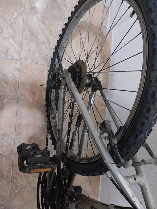 Bicicleta de montanha - BTT
