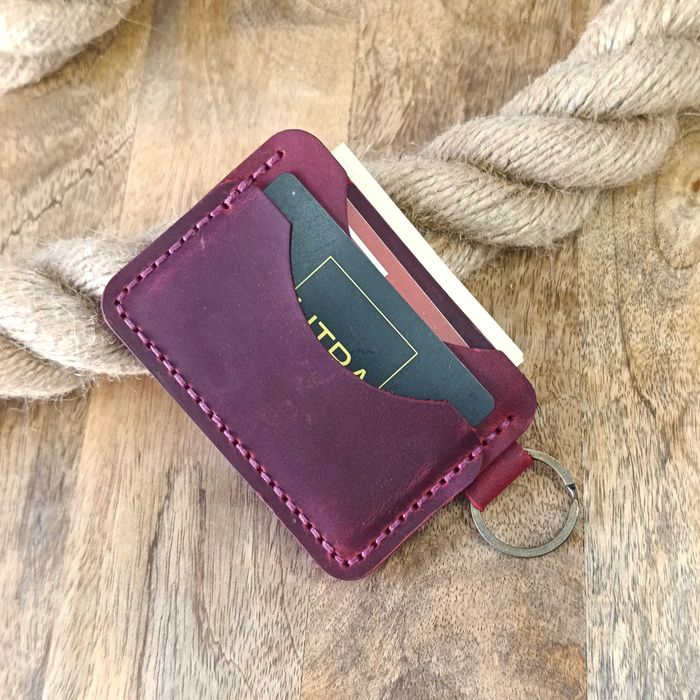 Personalizowany skórzany portfel breloczek z grawerem ręcznie szyty