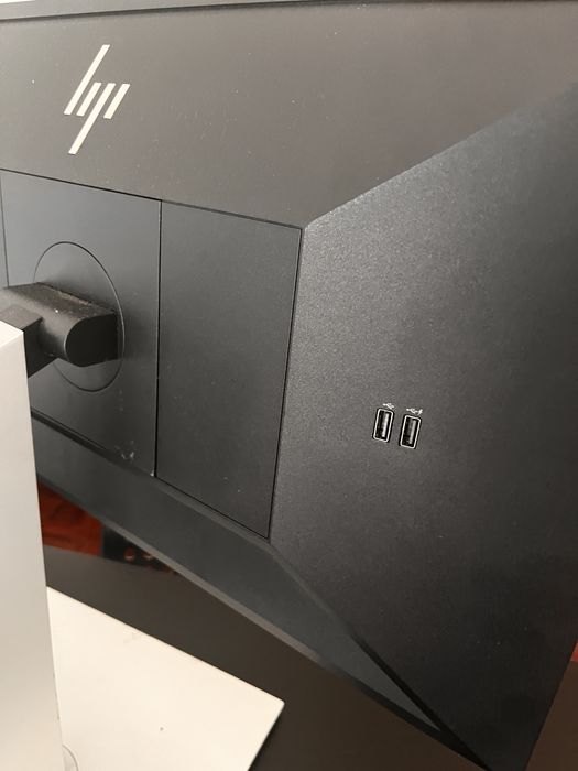 Monitor HP 24'' Polegadas Regulável em Altura (Como Novo - C/ Cabos)