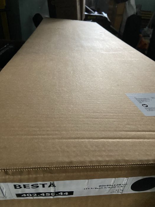 Móvel IKEA BESTÅ novo na caixa - 60x40x128 cm (preto-castanho)