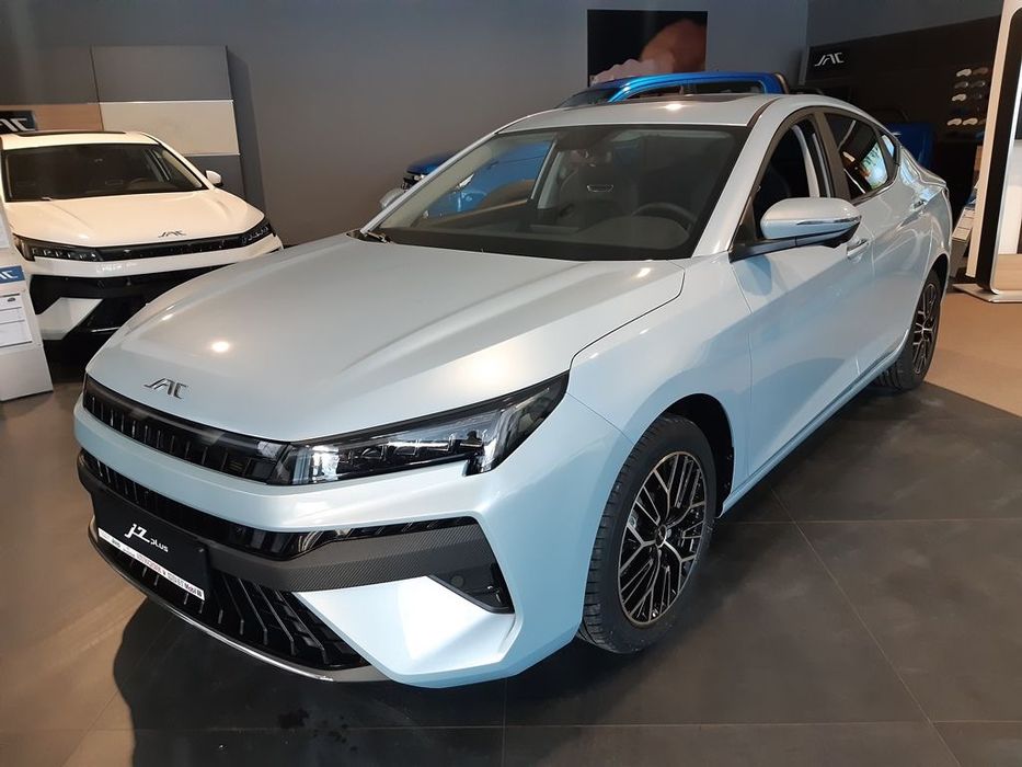JAC J7 PLUS 1.5CVT 136KM Plus. Czujniki przednie GRATIS!