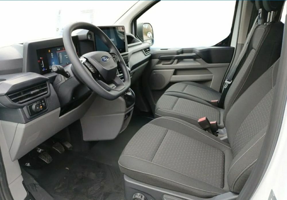 Ford Transit Custom 9os