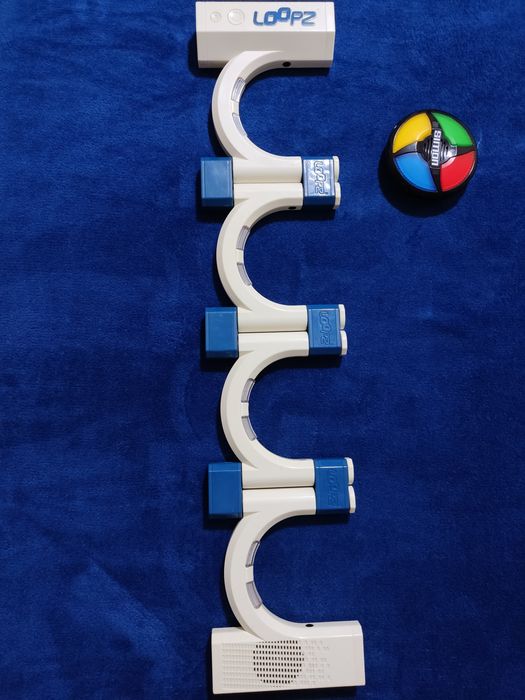 Интерактивные музыкальные игры Loopz Mattel и Simon Hasbro.