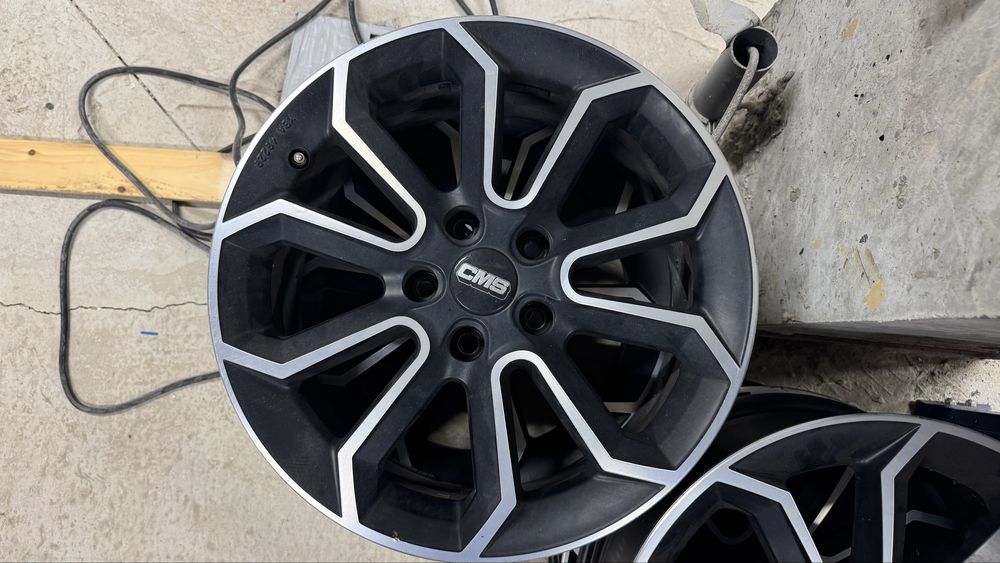 Продам комплект легкосплавних дисків на Toyota CMS C20 DMB Diamant-Schwarz Matt.