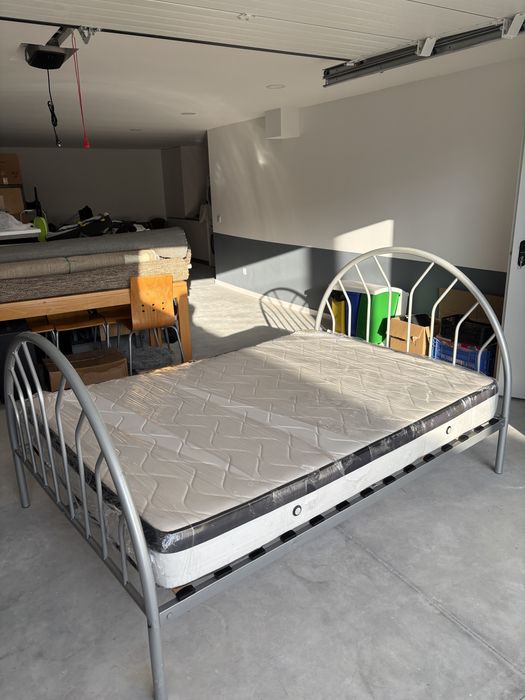 Cama de casal c/ colchao viscoelastico