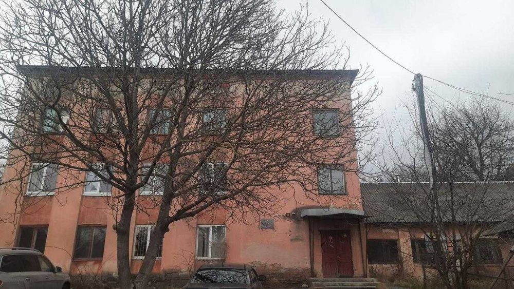 Продаж / Окремостояча будівля / Заводська 10/ Пустомити/Львівська область