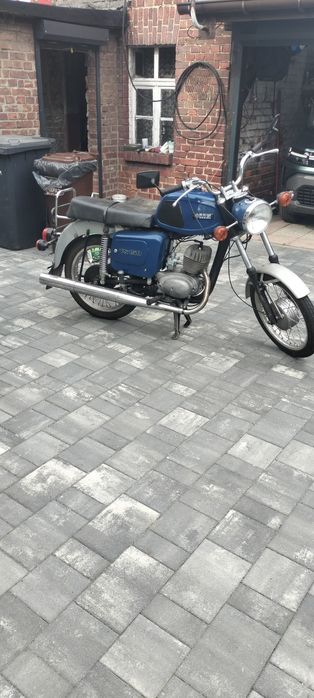 Mz
