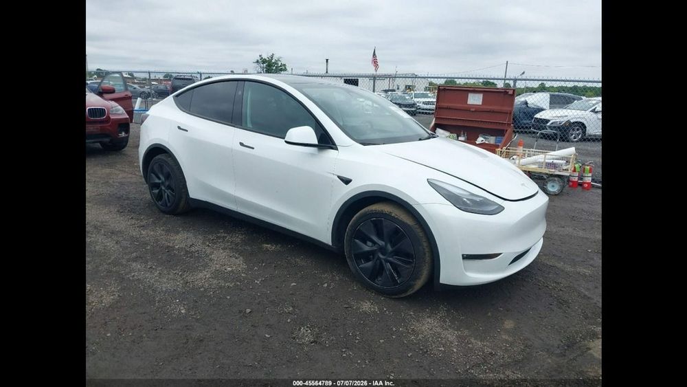 Tesla Model Y LONG RANGE / DUAL MOTOR / AWD / niski przebieg