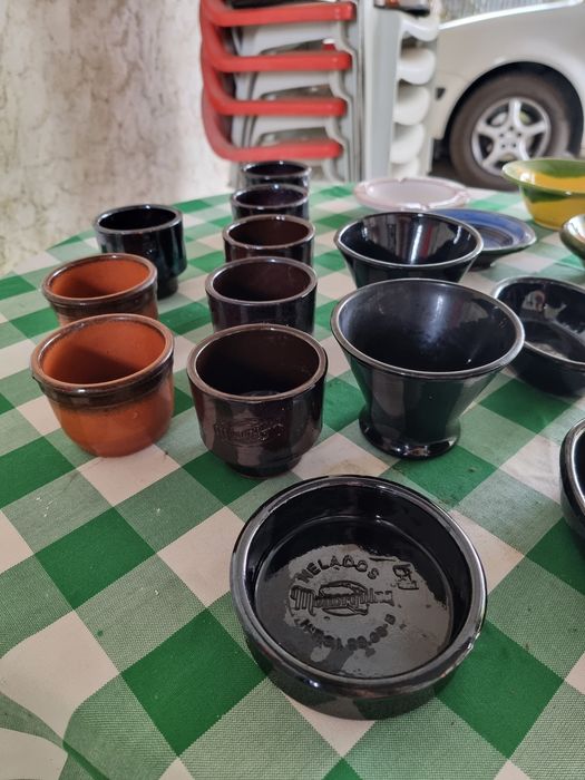 Peças em barro de vários tipos