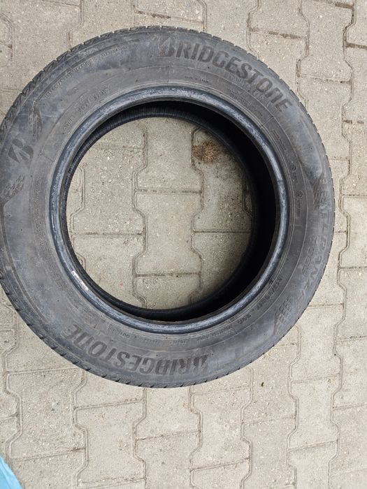 Opony Bridgestone Turanza t005 17 215 60r17
